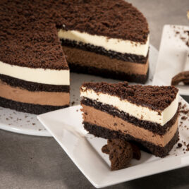 CAKE 2TIER CHOC MOUS 24cm BREN